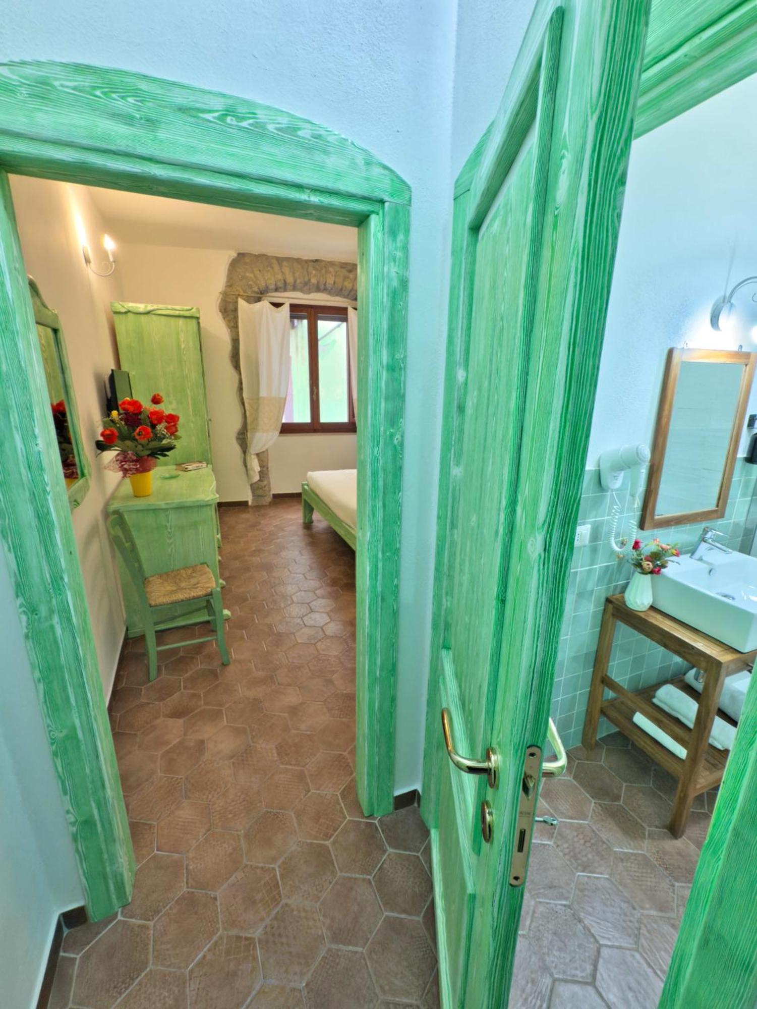 Regnos Altos Boutique Rooms Bosa Exterior photo